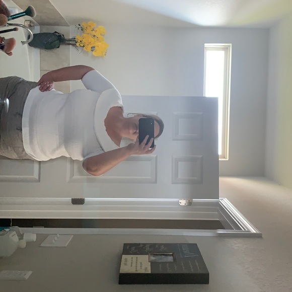 White off the shoulder ribbed top - Picture 2 of 2